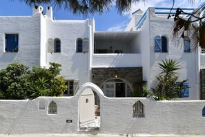 Exterior - Santa Flora 3 bedroom House (Paros)