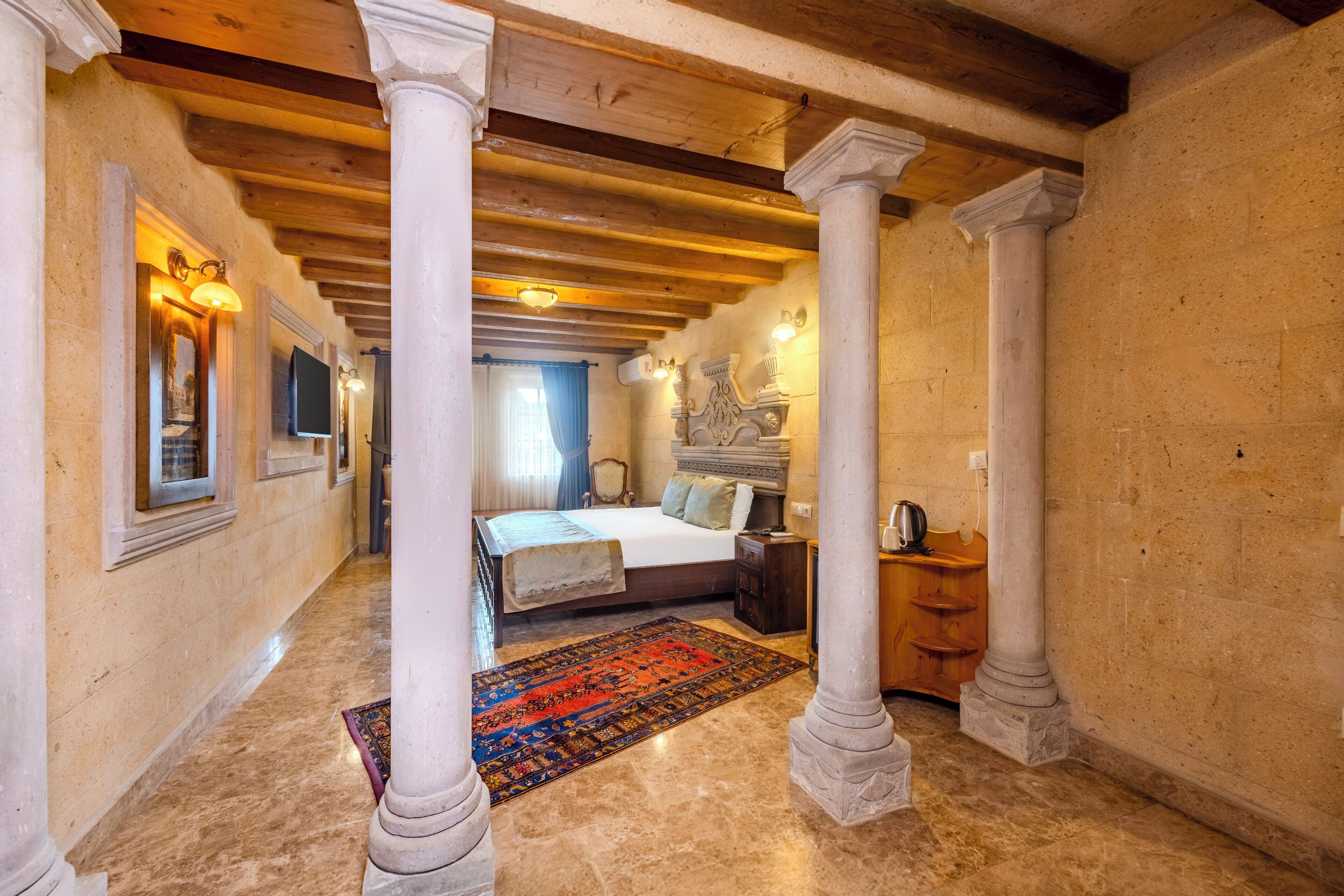 Stone Junior Suite Room | Premium bedding, minibar, in-room safe, individually decorated