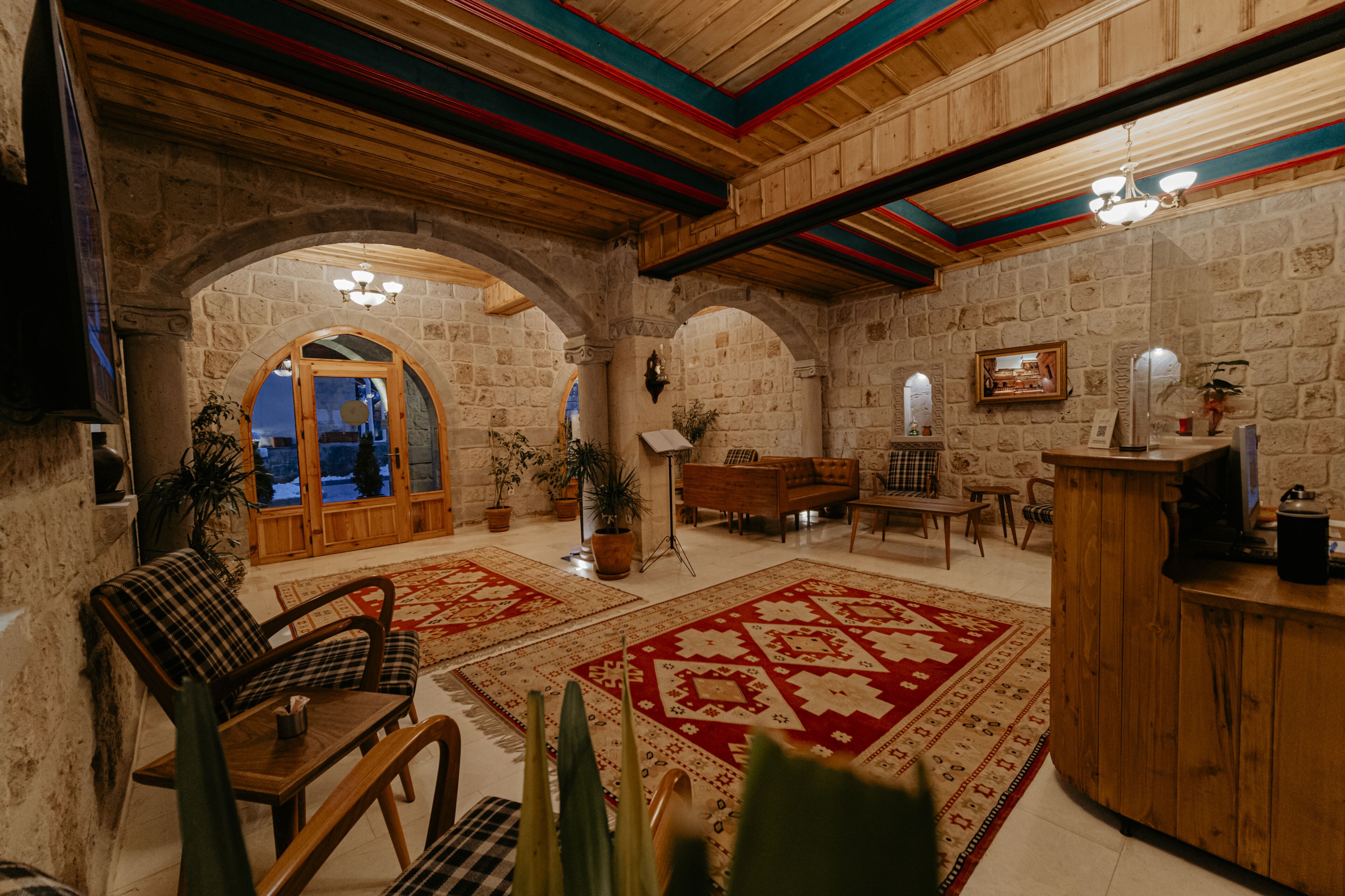 Photo - Cratus Stone Palace