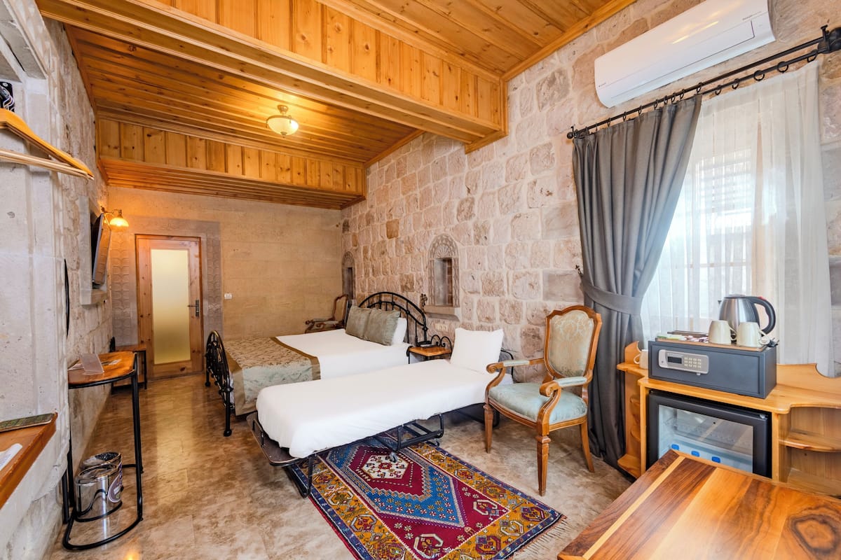 Stone Standard Double Room | Premium bedding, minibar, in-room safe, individually decorated