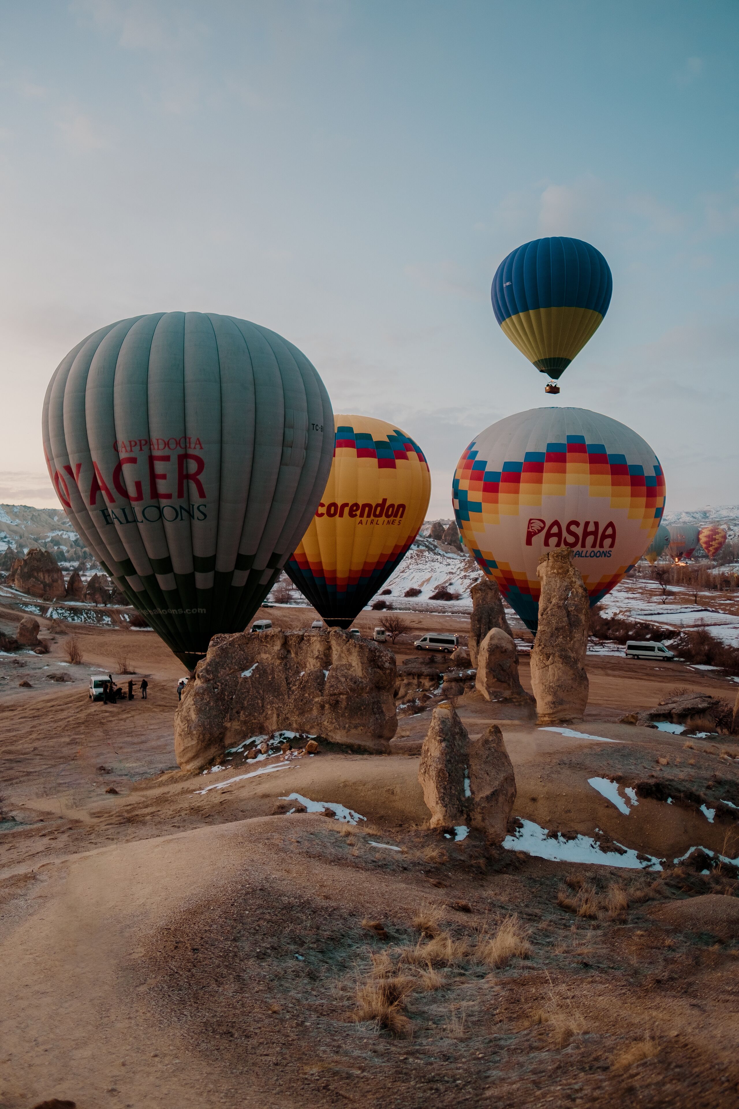 Foto - Cratus Stone Palace