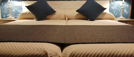 6 bedrooms, free WiFi, bed sheets