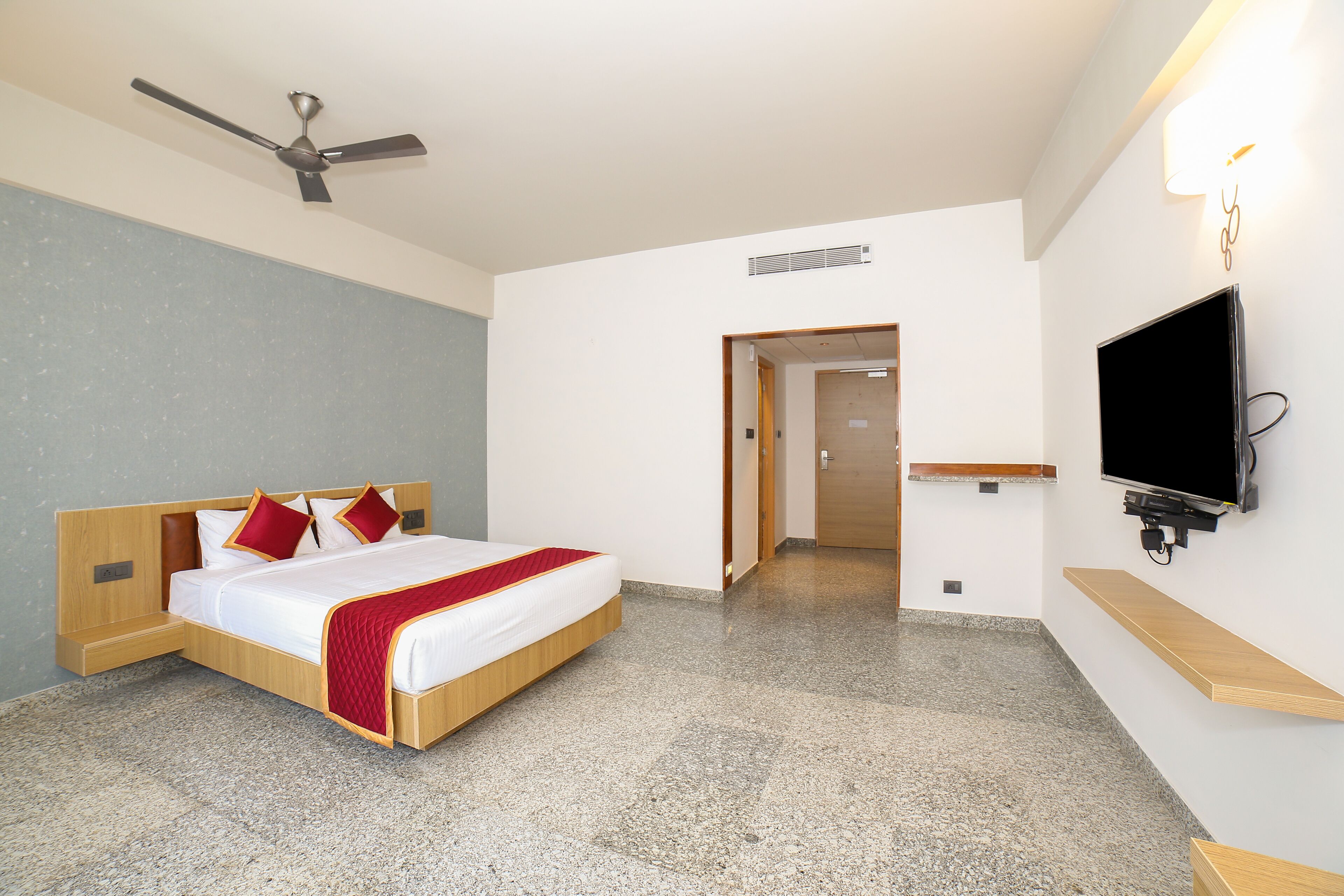 In-room safe, iron/ironing board, free WiFi, bed sheets