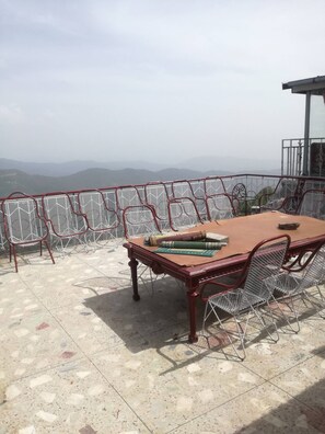 Restaurant - New Shabistan Hotel (Murree)