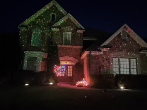 Exterior - A Business or Vacation Castle ........ (Fairburn)