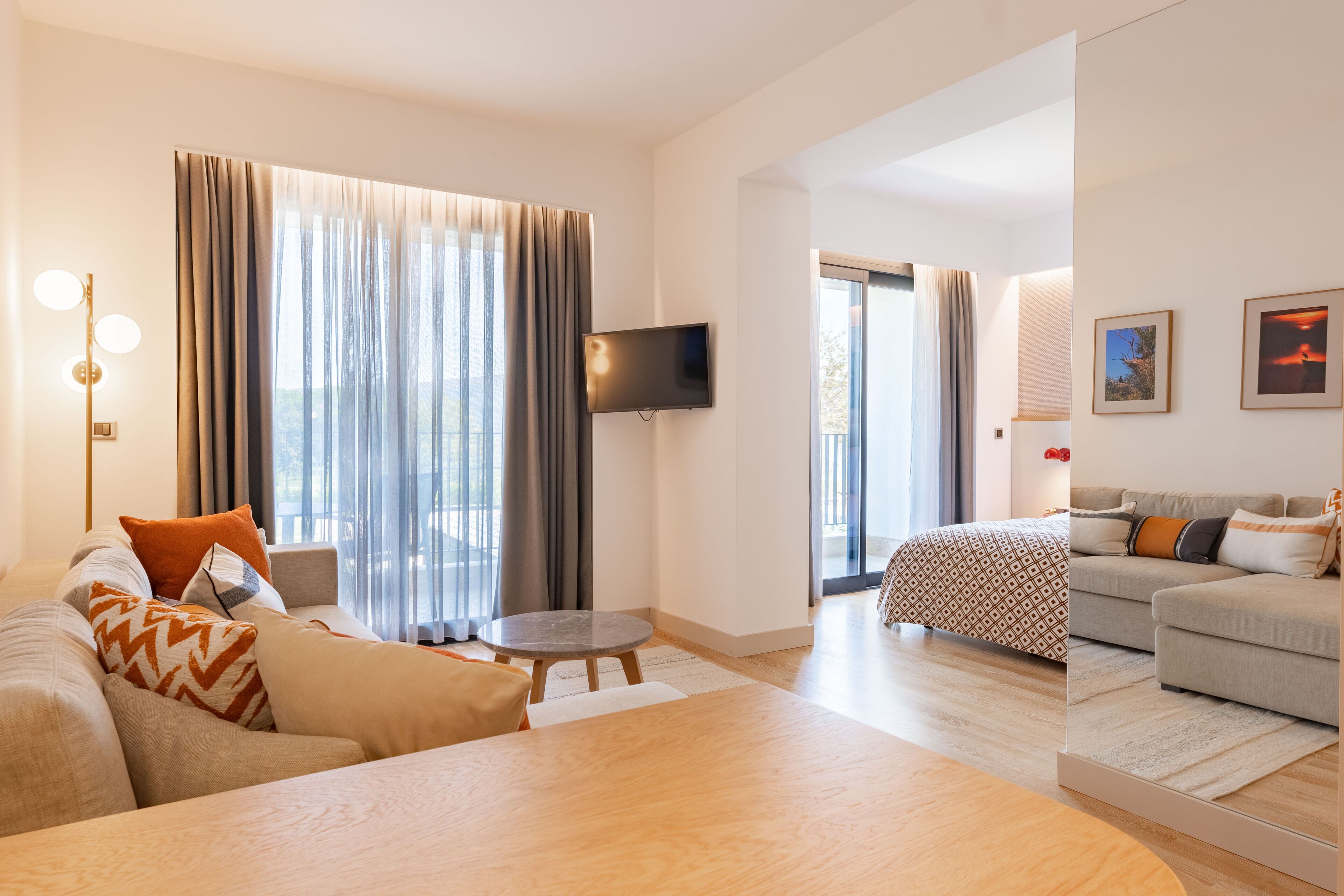 junior suite | living area