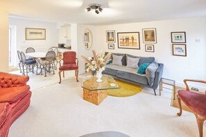 TV, fireplace - Host & Stay | Rose Cottage (Middlesbrough)