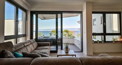 Blue Sea apartment with sea view