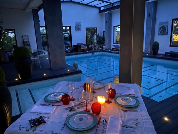 Piscine intérieure, piscine chauffée