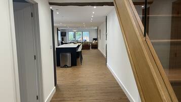 Cottage | 4 bedrooms, individually decorated, individually furnished, free WiFi