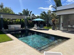 Outdoor pool, a heated pool
