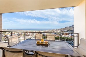 Outdoor dining - Pacific Sunset | Copala Oceanview Condo Rental (Cabo San Lucas)