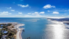 Beach nearby, sun-loungers, beach towels - Poolside Tiki bar with swings!  Heated  pool! See boardwalk to beach from lawn! (Tybee Island)