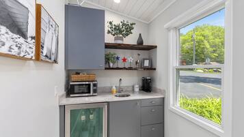 Fridge, microwave, coffee/tea maker, toaster