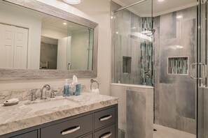 Bathtub, hair dryer, towels