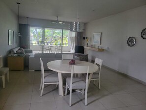 Interior - Beautiful 2-bedroom 2-bath condo with pools (Nuevo Vallarta)