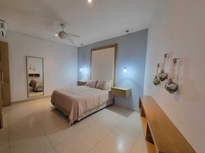 2 bedrooms, WiFi, bed sheets, wheelchair access