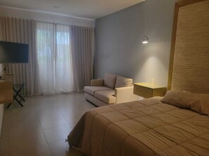 2 bedrooms, WiFi, bed sheets, wheelchair access - Beautiful 2-bedroom 2-bath condo with pools (Nuevo Vallarta)