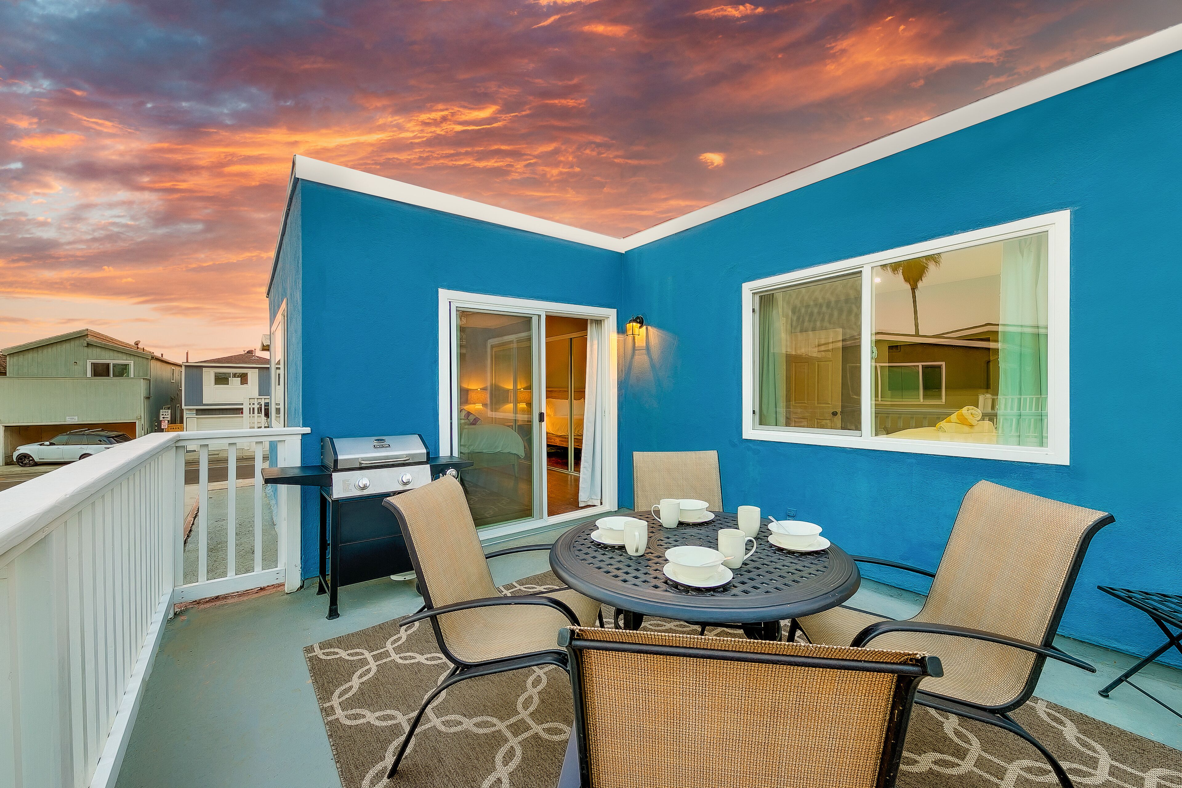 Beautiful beach home with water view & walk to ocean