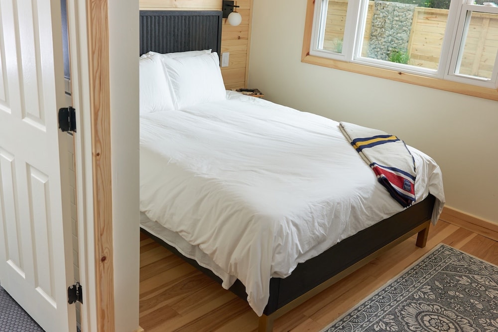 The Rex Hotel by null