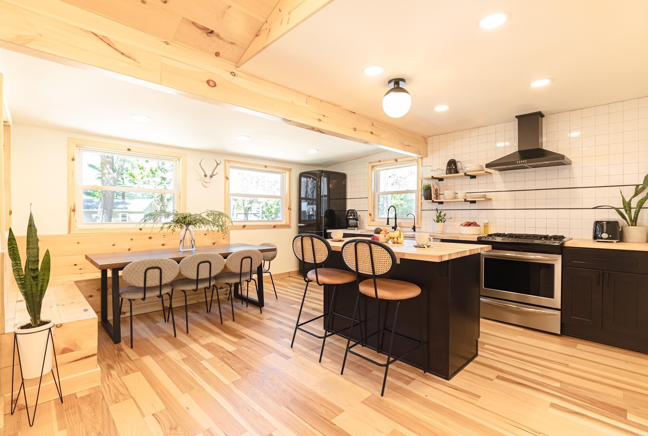 Kabin Premium | Makan di kamar