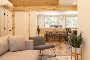 Premier-Ferienhütte, 2 Schlafzimmer, Whirlpool | Wohnbereich