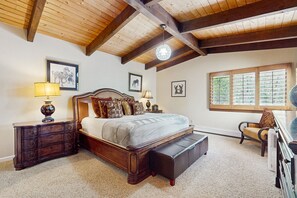 4 bedrooms, WiFi, bed sheets