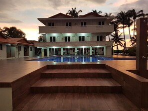 Pool - Shoreland Beach Resort by Cocotel (Nasugbu)