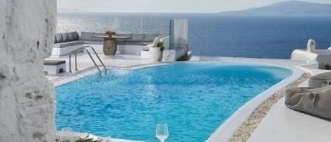 Piscine extérieure