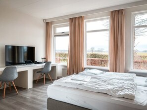 6 chambres, lit parapluie, Wi-Fi