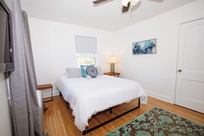 5 chambres, lit parapluie, Wi-Fi, draps fournis