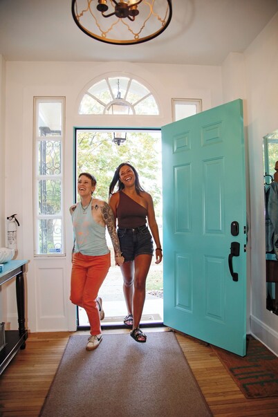 Downtown Yellow Springs- Walkable. Hot Tub. Fire Pit + Pets Welcome