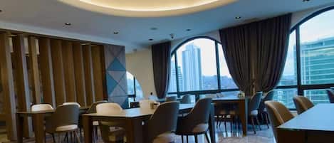 3 ravintolaa, joissa tarjoillaan aamiainen; turkkilainen keittiö