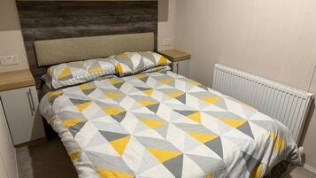 Cabin | 3 bedrooms, iron/ironing board, free WiFi, bed sheets