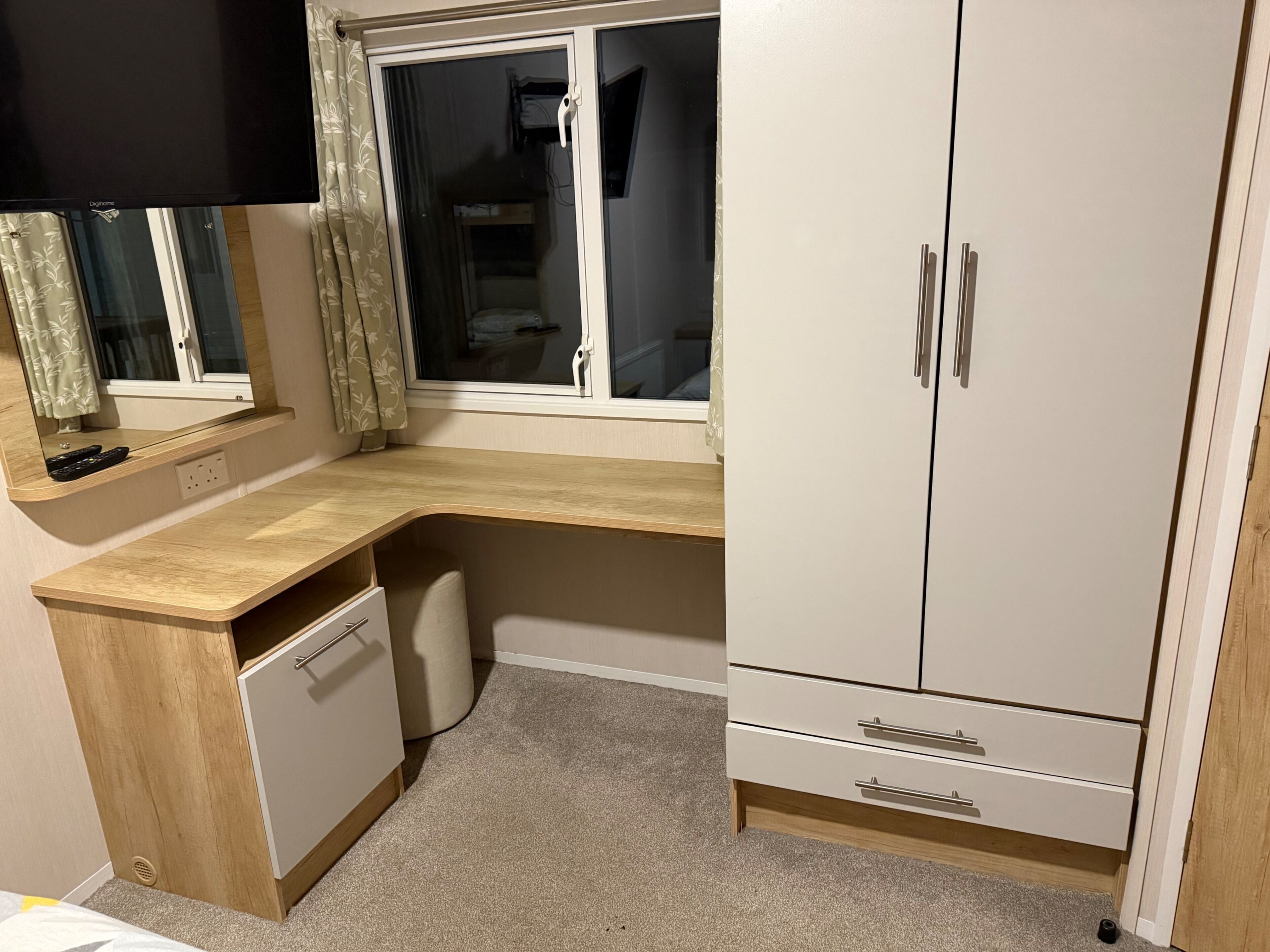 Cabin | 3 bedrooms, iron/ironing board, free WiFi, bed sheets