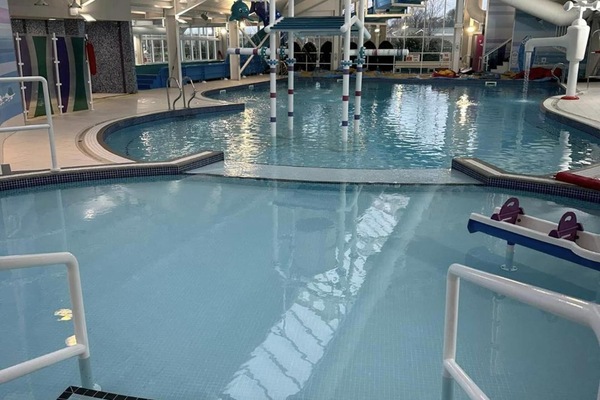 Cabin | Pool