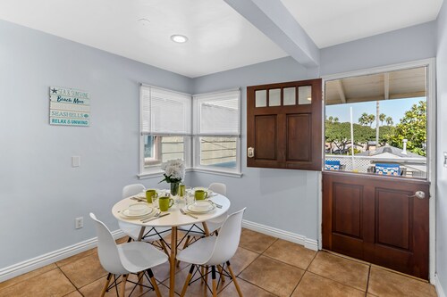 Beach Bungalow w/ Great Outdoor Living and Walk to SAND