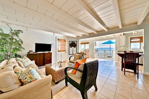 TV - Duplex with breathtaking ocean views (Dana Point)