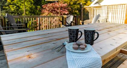 Centre Stage, Close to Everything!