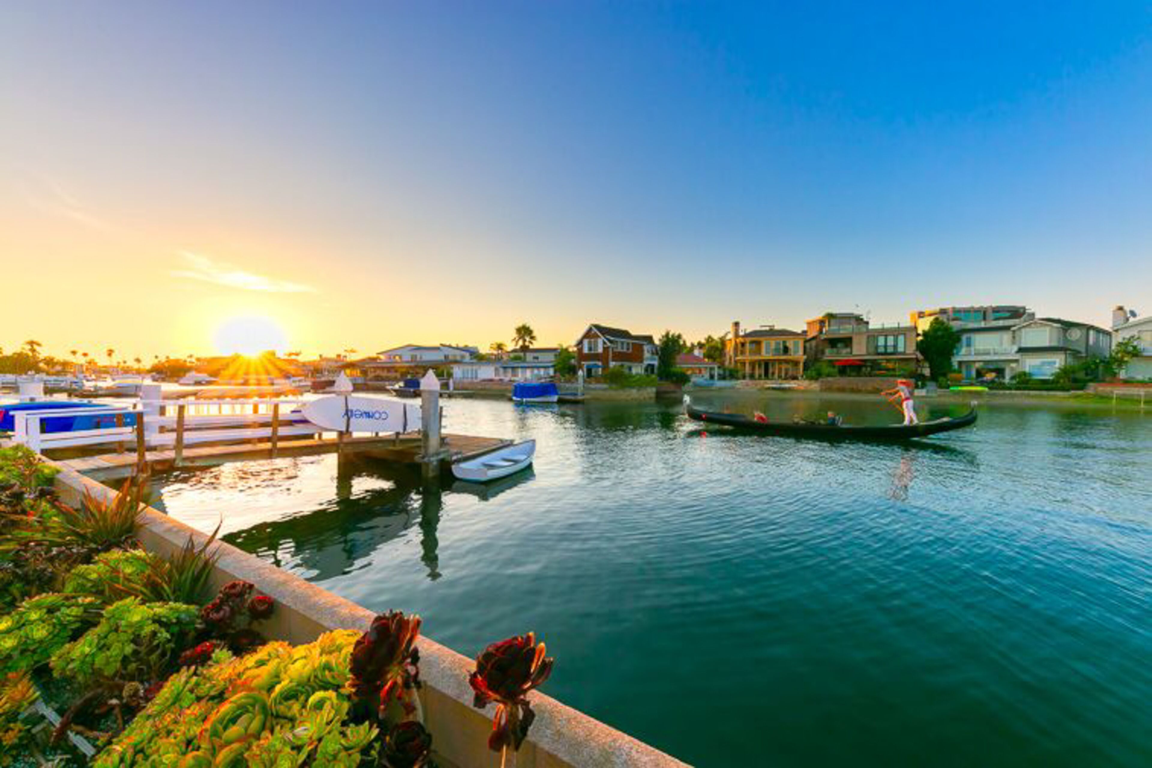 Stunning Bayfront duplex with private hot tub, grill, duffy boat, large deck