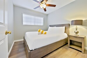 3 dormitorios, tabla de planchar con plancha, Internet y ropa de cama