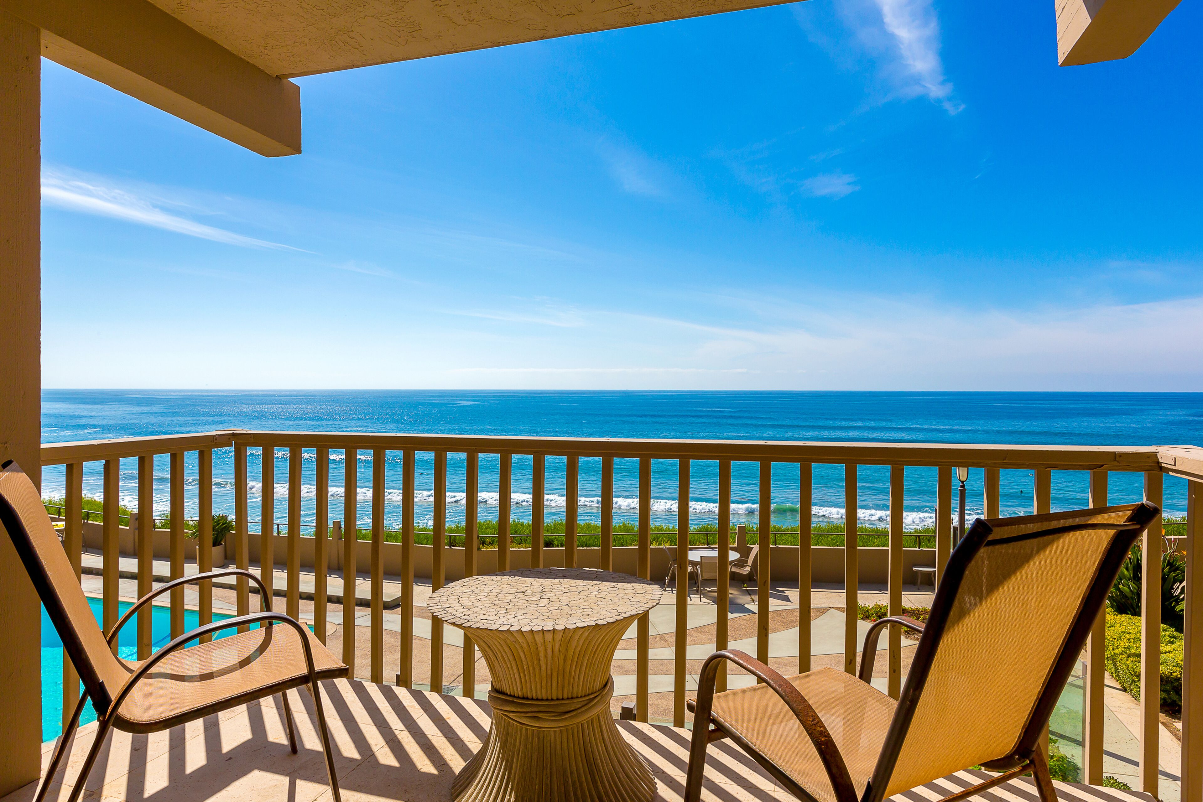 Del Mar Oceanfront Condo w/ Balcony, Close to Track