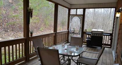 Ellie's Place-Your Cumberland Autumn Escape!