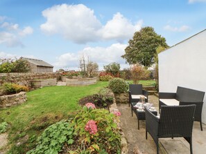 Cottage | Property grounds
