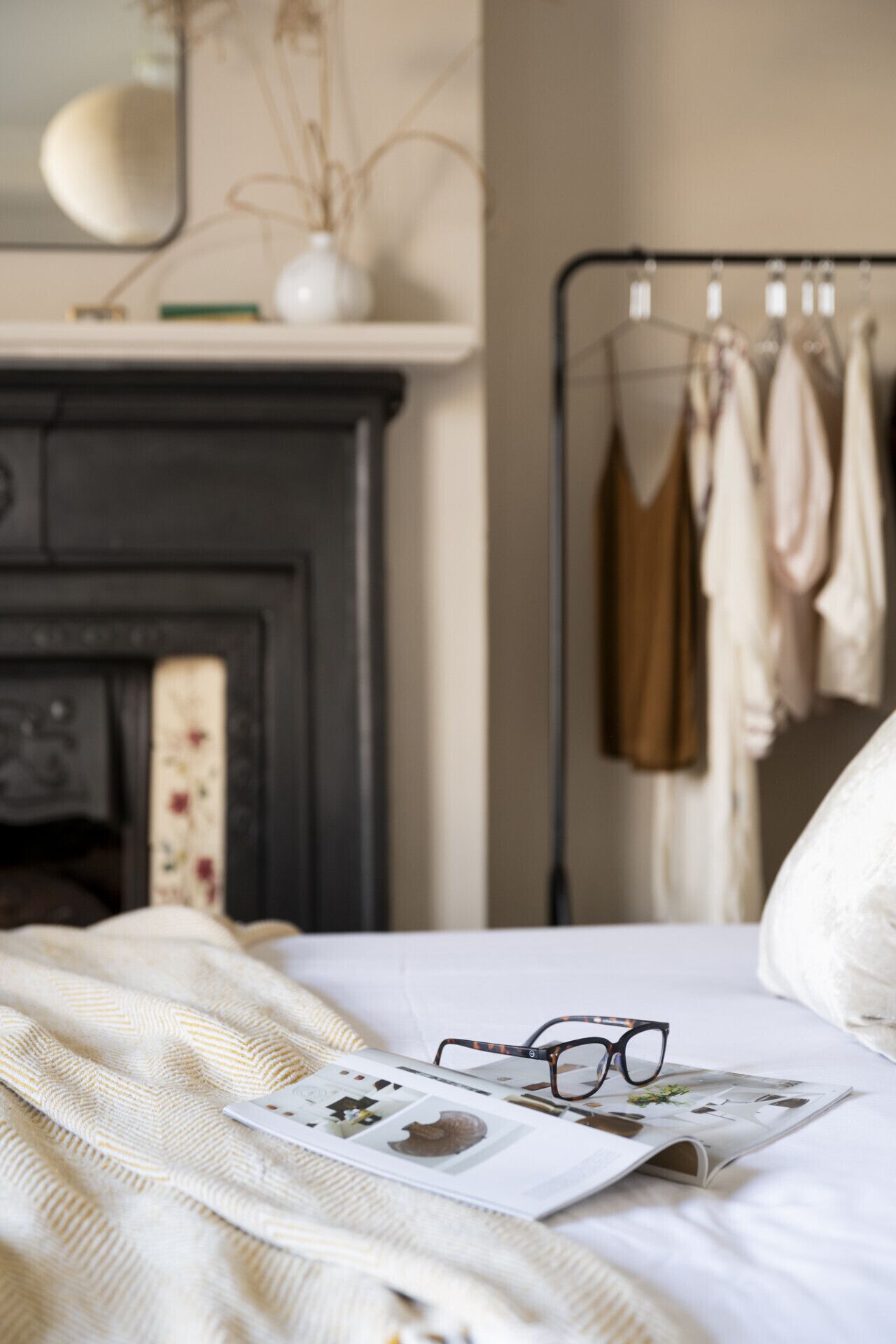 1 bedroom, desk, travel crib, free WiFi