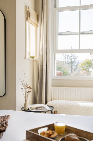 1 Schlafzimmer, Schreibtisch, Reisekinderbett, kostenloses WLAN