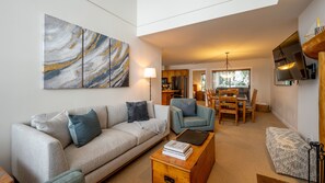 TV, fireplace, stereo