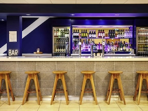 Bar (on property) - Ibis budget London Heathrow Central (Hounslow)
