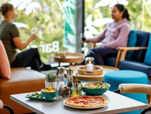 Frühstück, Mittagessen, Abendessen, internationale Küche 