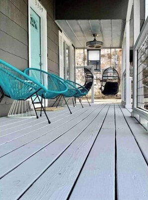 Terrace/patio - Charming Austin Cottage, Work/Vacation Lifestyle (Austin)